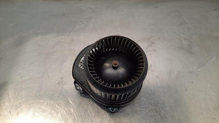 Motor de ventilador de calefactor