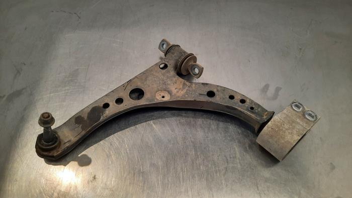 Bras de suspension avant gauche Opel Astra