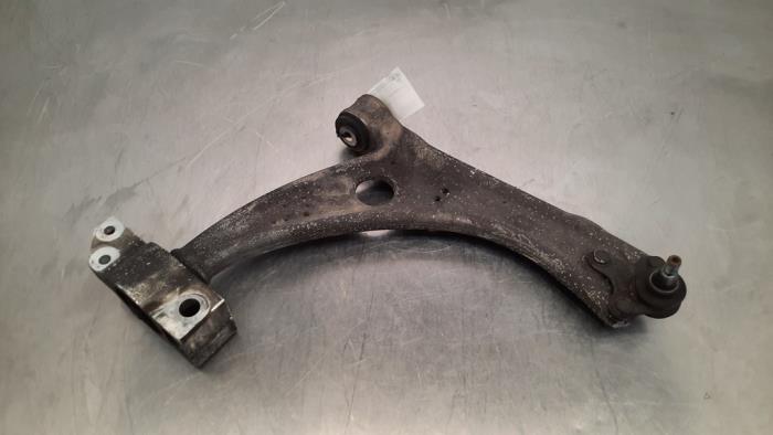 Front wishbone, right Audi Q3