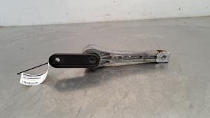 Gebruikte Motorsteun Audi Q3 (8UB/8UG) 2.0 16V TFSI 211 Quattro Prijs € 30,25 Inclusief btw aangeboden door Autohandel Didier