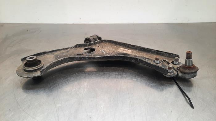 Bras de suspension avant droit Peugeot 308