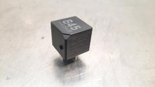 Gebruikte Zekering Porsche Macan (95B) 3.0 V6 24V GTS Prijs € 18,15 Inclusief btw aangeboden door Autohandel Didier