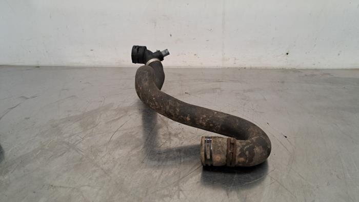 Radiator hose Audi Q7