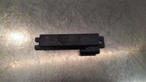 Gebruikte Keyless entry antenne Landrover Range Rover IV (LG) 4.4 SDV8 32V Prijs € 18,15 Inclusief btw aangeboden door Autohandel Didier