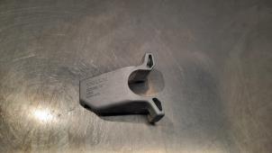 Gebruikte Motorsteun Volvo XC40 (XZ) 2.0 B4 16V Mild Hybrid Prijs € 24,20 Inclusief btw aangeboden door Autohandel Didier