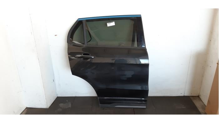 Rear door 4-door, right Lynk &amp; Co 01