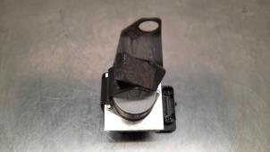 Gebruikte ABS Pomp Mercedes GLE (W166) 300d 2.0 4-Matic Prijs € 296,45 Inclusief btw aangeboden door Autohandel Didier