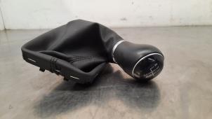 Gebruikte Versnellingspook Volkswagen Golf VII Variant (AUVV) 1.6 TDI BMT 16V Prijs € 36,30 Inclusief btw aangeboden door Autohandel Didier