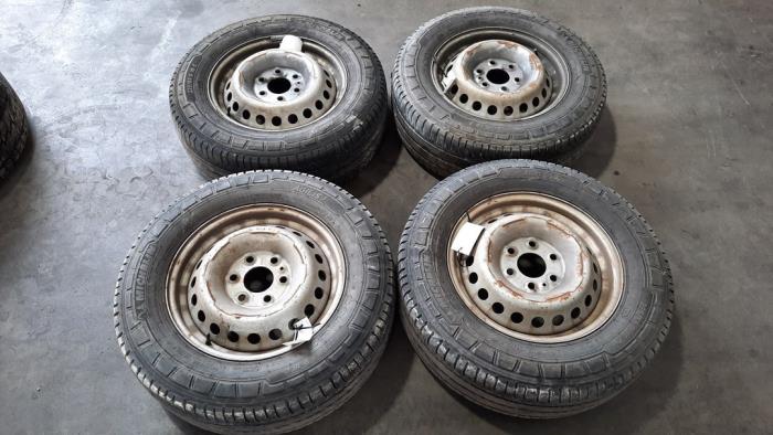 Set of wheels + tyres Iveco Daily