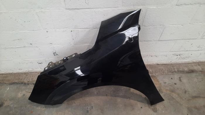 Front wing, right Peugeot 208
