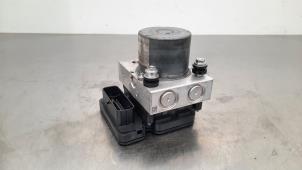 Gebruikte ABS Pomp Renault Master III (FV) 2.3 dCi 135 16V FWD Prijs € 229,90 Inclusief btw aangeboden door Autohandel Didier