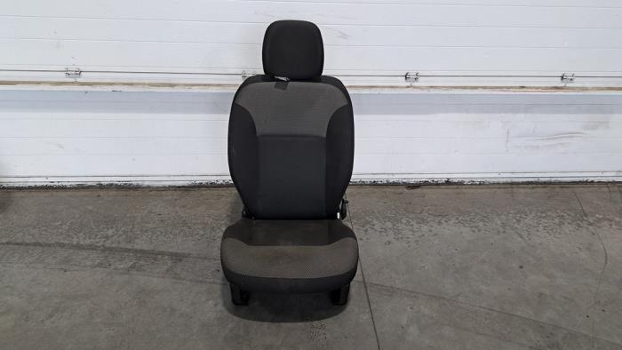 Seat, left Renault Kangoo