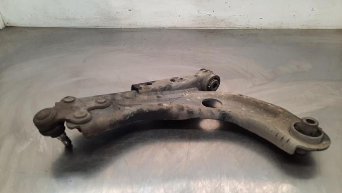 Front wishbone, right Peugeot Rifter