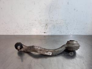 Gebruikte Draagarm Boven links-voor Mercedes E (W212) E-350 CDI BlueEfficiency 3.0 V6 24V Prijs € 42,35 Inclusief btw aangeboden door Autohandel Didier