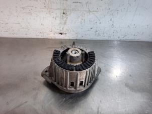 Gebruikte Motorsteun Mercedes E (W212) E-350 CDI BlueEfficiency 3.0 V6 24V Prijs € 54,45 Inclusief btw aangeboden door Autohandel Didier