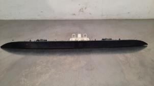 Gebruikte Kofferdeksel Handgreep Infiniti Q30 (H15) 2.2d 16V Prijs € 133,10 Inclusief btw aangeboden door Autohandel Didier