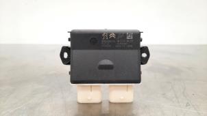 Gebruikte Module PDC Peugeot 408 1.2 PureTech 130 Prijs € 30,25 Inclusief btw aangeboden door Autohandel Didier