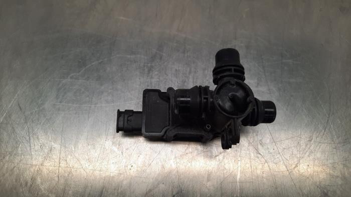 Additional water pump Mercedes Vito