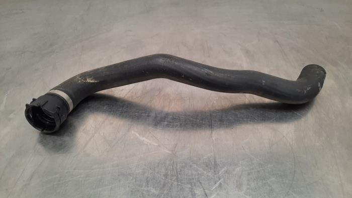 Radiator hose Mercedes Vito