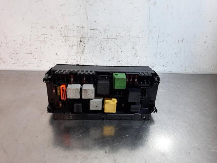 Fuse box Mercedes E-Klasse