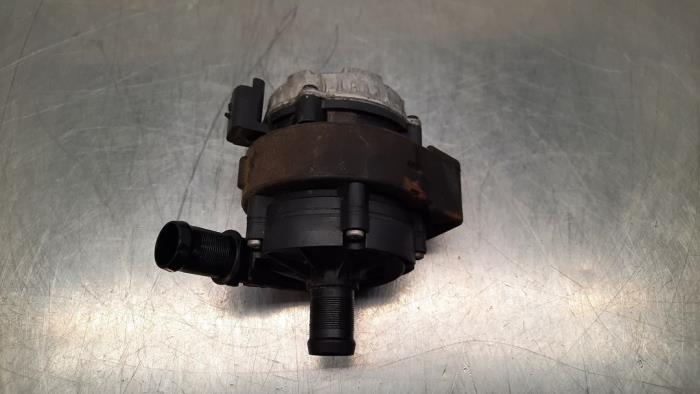 Additional water pump Renault Kangoo