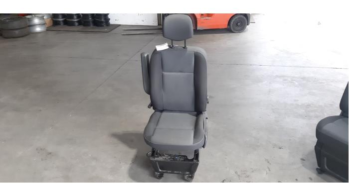 Seat, left Renault Master