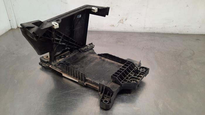 Battery box BMW X1