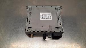 Gebruikte Radio module Renault Master III (FV) 2.3 Energy dCi 180 Twin Turbo 16V FWD Prijs € 199,65 Inclusief btw aangeboden door Autohandel Didier