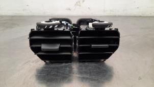 Gebruikte Luchtrooster achter BMW iX (I20) xDrive M60 Prijs € 48,40 Inclusief btw aangeboden door Autohandel Didier