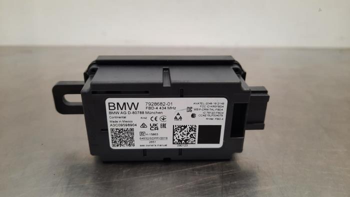 Antenne amplificateur BMW IX