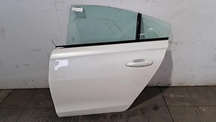 Rear door 4-door, left Peugeot 508