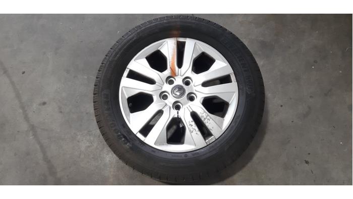 Wheel + tyre Renault Trafic