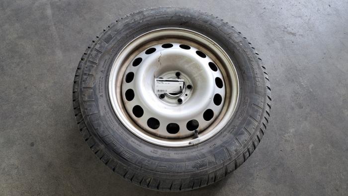 Wheel + tyre Citroen Jumpy