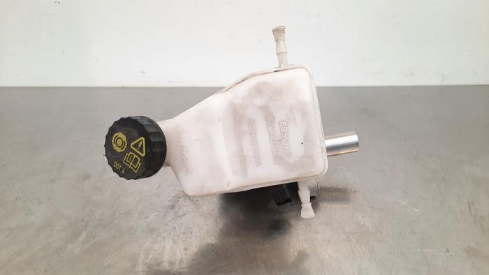 Master cylinder Peugeot Partner