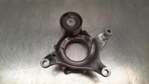 Gebruikte Spanrol Multiriem Mercedes A (177.0) 1.3 A-180 Turbo 16V Prijs € 36,30 Inclusief btw aangeboden door Autohandel Didier