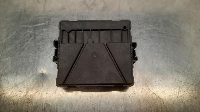 Module verrouillage central des portes Volkswagen Golf