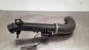 Gebruikte Intercooler Buis Volvo XC60 II (UZ) 2.0 D4 16V Prijs € 66,55 Inclusief btw aangeboden door Autohandel Didier