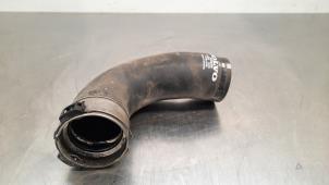 Gebruikte Intercooler Slang Volvo XC60 II (UZ) 2.0 D4 16V Prijs € 30,25 Inclusief btw aangeboden door Autohandel Didier