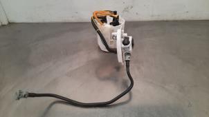 Gebruikte Tank element Pomp Mercedes A-Klasse AMG (177.0) 2.0 A-35 AMG Turbo 16V 4Matic Prijs € 102,85 Inclusief btw aangeboden door Autohandel Didier