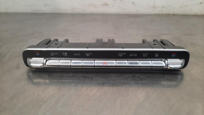 Air conditioning control panel Mercedes CLA