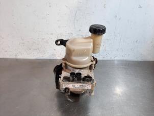 Gebruikte Pomp Servo Dacia Lodgy (JS) 1.5 dCi FAP Prijs € 229,90 Inclusief btw aangeboden door Autohandel Didier