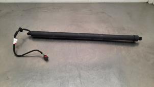 Gebruikte Amortisseur links-achter Jaguar F-Pace 3.0 D 24V AWD Prijs € 133,10 Inclusief btw aangeboden door Autohandel Didier