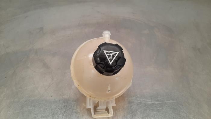 Expansion vessel Peugeot 5008