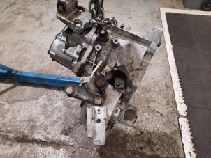 Versnellingsbak van een Peugeot 308 (L3/L8/LB/LH/LP) 1.5 BlueHDi 100 2020