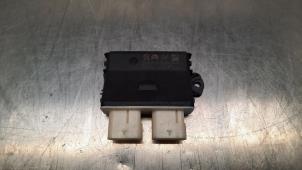 Gebruikte Module PDC Peugeot 408 1.2 PureTech 130 Prijs € 30,25 Inclusief btw aangeboden door Autohandel Didier