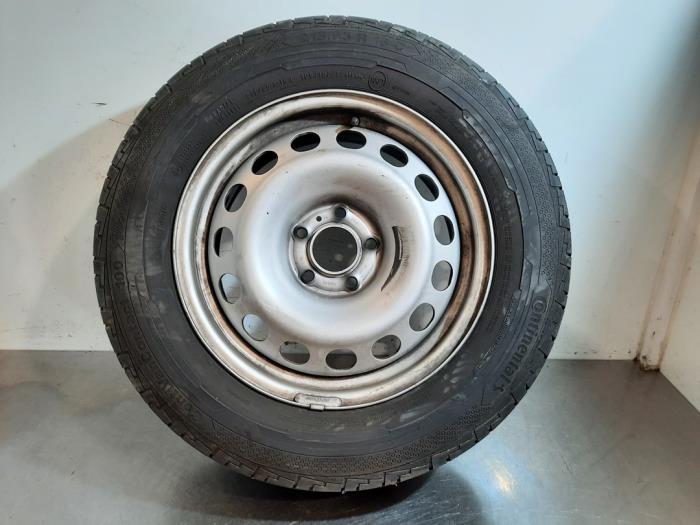 Wheel + tyre Citroen Jumpy