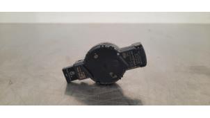 Gebruikte Regensensor Mini Countryman (F60) 1.5 12V One D Prijs € 66,55 Inclusief btw aangeboden door Autohandel Didier