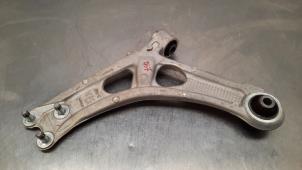 Gebruikte Triangel rechts-voor DS Automobiles DS 7 Crossback 1.5 BlueHDI 130 Prijs € 102,85 Inclusief btw aangeboden door Autohandel Didier