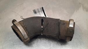 Gebruikte Intercooler Slang Porsche Macan (95B) 3.0 V6 24V S Prijs € 36,30 Inclusief btw aangeboden door Autohandel Didier