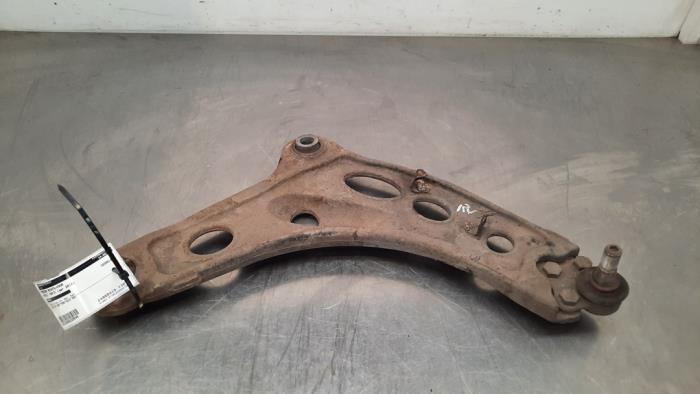 Front wishbone, right Renault Trafic